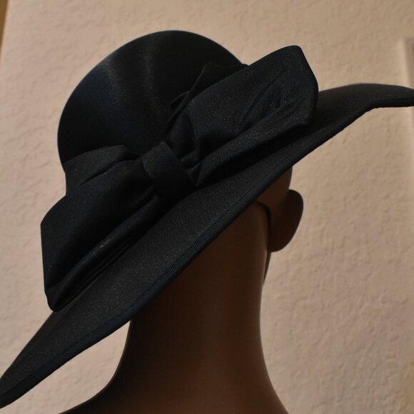 Vintage Bermona Trend Dark Green Hat with ribbon made in England - Picture 2 of 3